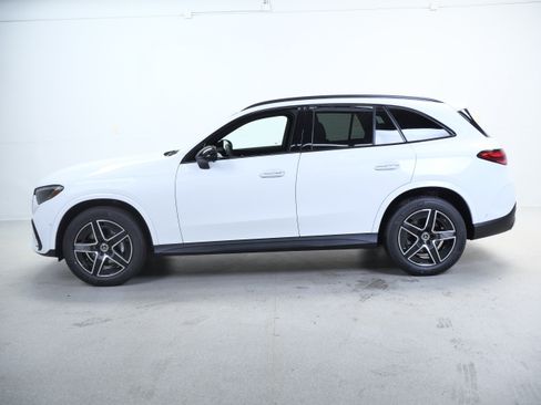 New 2026 Mercedes-Benz GLC 300 4MATIC image 10