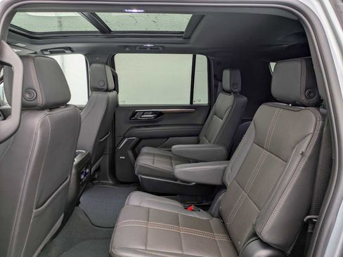 Used 2025 Chevrolet Suburban High Country w/ Sun And Tow Package image 22