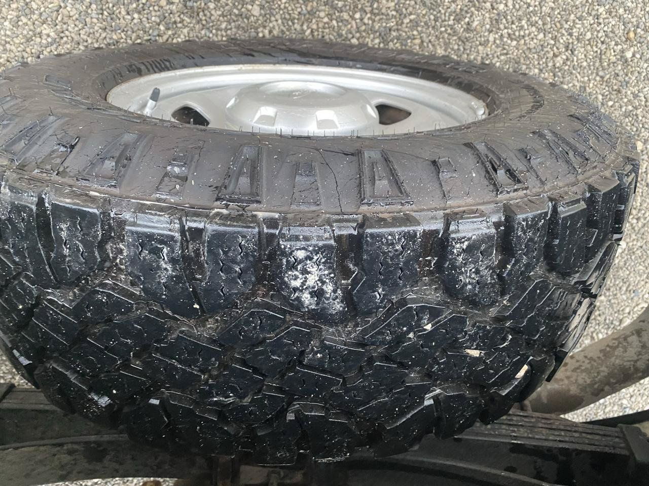 Used 2011 Ford F350 XL w/ Snow Plow Prep Pkg AWD/4WD image 11