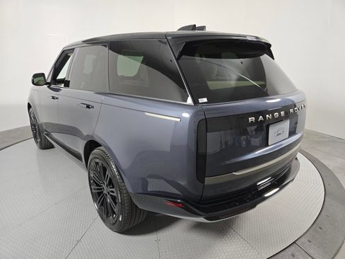 New 2026 Land Rover Range Rover SE AWD/4WD image 17