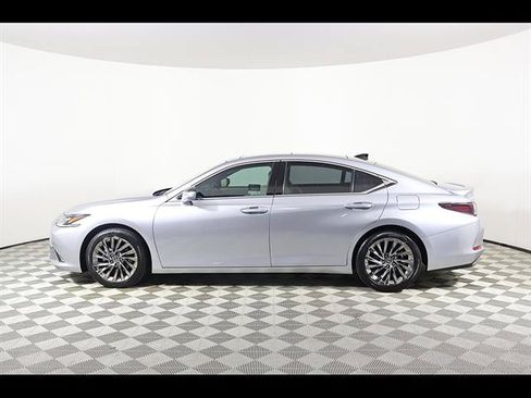 Certified 2024 Lexus ES 350 Ultra Luxury w/ Accessory Package (Z1) FWD image 3