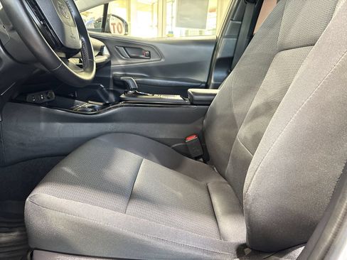 Certified 2024 Toyota Prius LE FWD image 11
