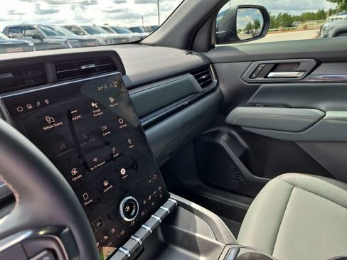 New 2026 GMC Terrain AT4 w/ Convenience Package III AWD/4WD image 28