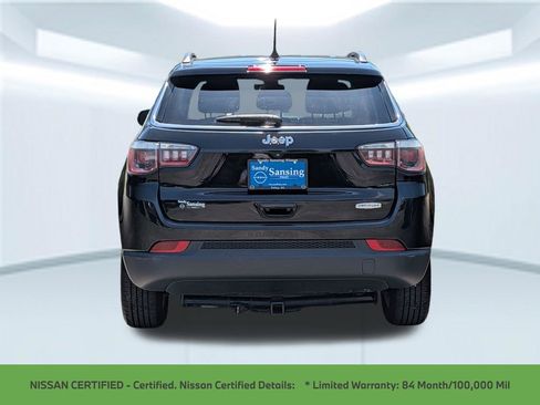 Used 2019 Jeep Compass Latitude FWD image 6