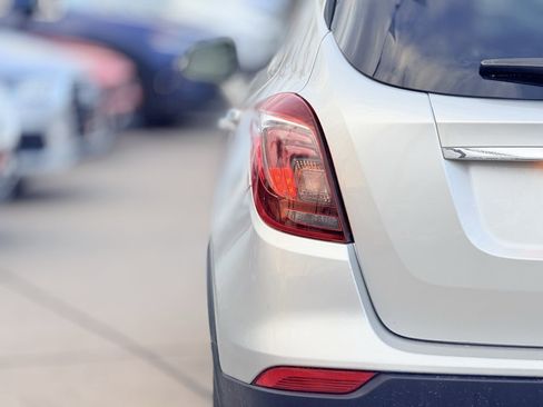 Used 2019 Buick Encore Preferred image 13