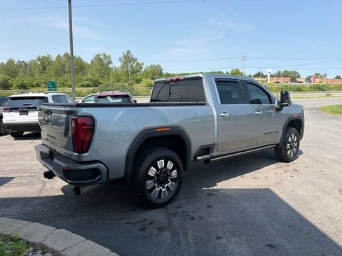 Used 2024 GMC Sierra 2500 Denali w/ Denali Reserve Package AWD/4WD image 5