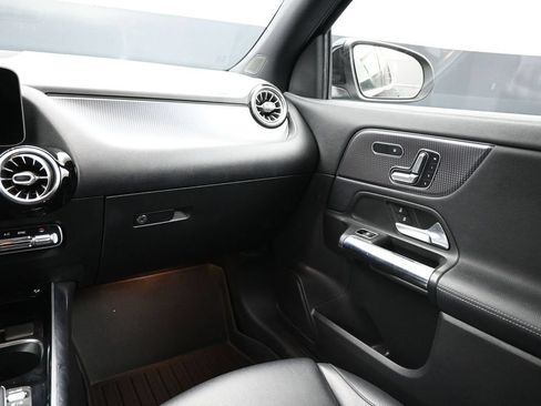Used 2021 Mercedes-Benz GLA 250 image 5