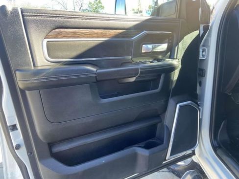 Used 2021 RAM 2500 Laramie image 15