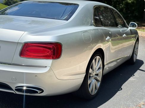 Used 2014 Bentley Flying Spur W12 AWD/4WD image 23