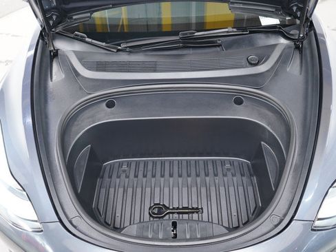 Used 2023 Tesla Model 3 Standard Range RWD image 30