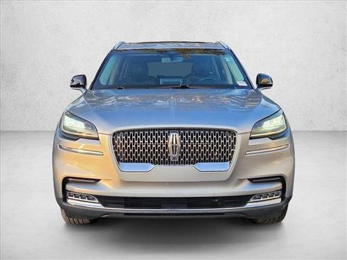 Used 2020 Lincoln Aviator Reserve w/ Equipment Group 201A AWD/4WD image 2
