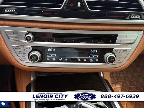 Used 2020 BMW 750i xDrive w/ Cold Weather Package AWD/4WD image 26