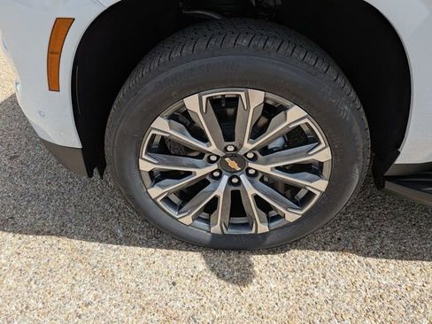 New 2026 Chevrolet Suburban High Country w/ Sun And Tow Package image 48