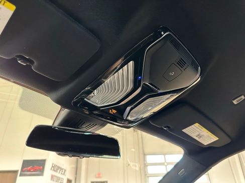 Used 2022 BMW 840i Coupe RWD image 32