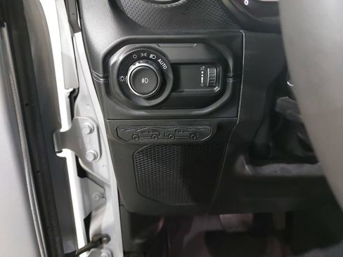 Used 2024 Jeep Wrangler Unlimited Rubicon w/ Safety Group AWD/4WD image 27