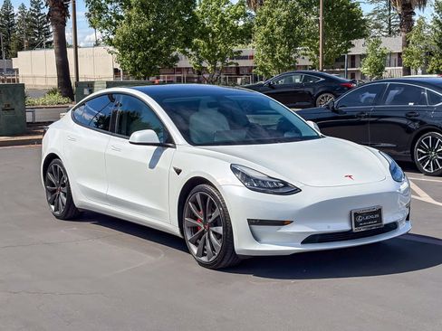 Used 2019 Tesla Model 3 Performance image 5