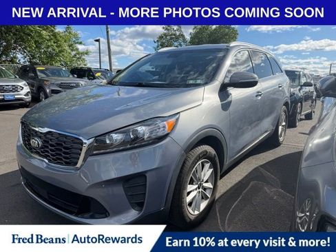 Used 2020 Kia Sorento LX w/ LX I4 Convenience Package FWD image 3