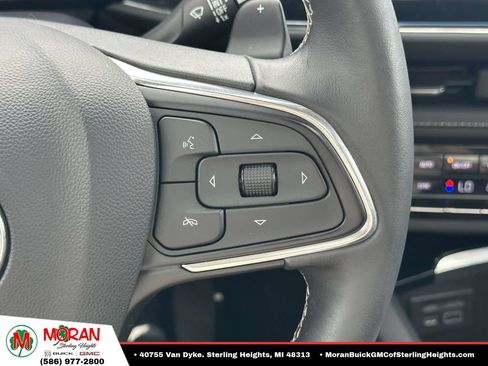 Used 2023 Buick Envision Avenir AWD/4WD image 27