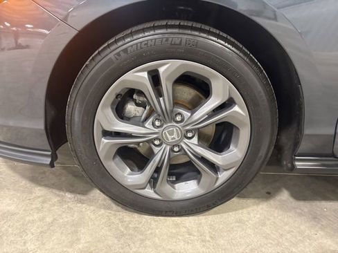 Used 2024 Honda Accord EX image 27