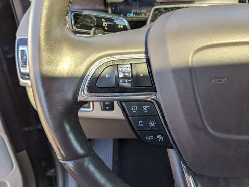 Used 2022 Lincoln Navigator Reserve image 29