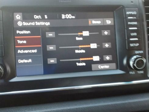 Used 2018 Kia Sedona LX w/ LX Essentials Premium Package image 22