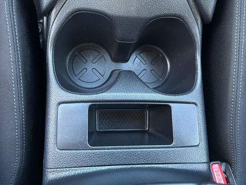 Used 2019 Nissan Rogue Sport SV AWD/4WD image 25