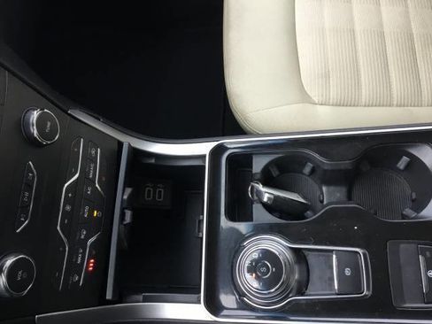 Used 2020 Ford Edge SEL w/ Cargo Accessory Package image 20