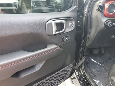 Used 2021 Jeep Wrangler Unlimited Rubicon image 22