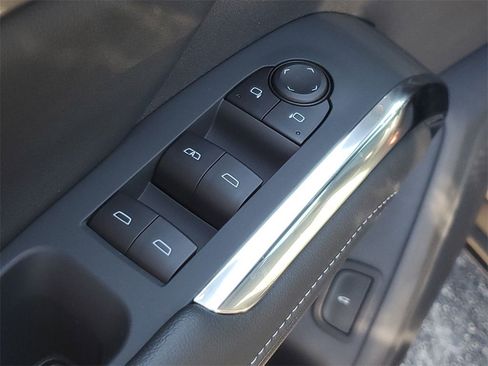 New 2026 Chevrolet Traverse LT w/ Driver Confidence Package image 24