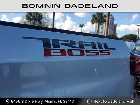 Used 2019 Chevrolet Silverado 1500 LT Trail Boss image 10