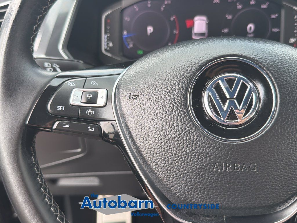 Used 2020 Volkswagen Tiguan SEL Premium R-Line AWD/4WD image 14