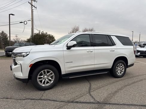 Used 2022 Chevrolet Tahoe LT w/ Luxury Package image 6