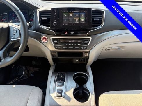 Used 2021 Honda Pilot EX image 11