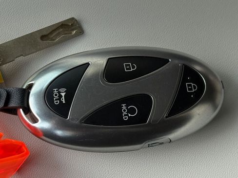 New 2026 Hyundai Santa Fe SE image 31