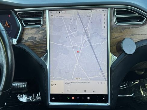 Used 2017 Tesla Model S 75D AWD/4WD image 5