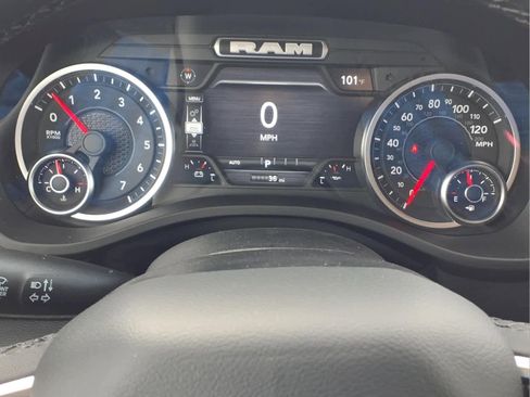 New 2026 RAM 1500 Big Horn AWD/4WD image 15