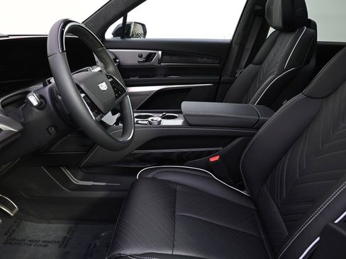 New 2026 Cadillac Vistiq Platinum image 13