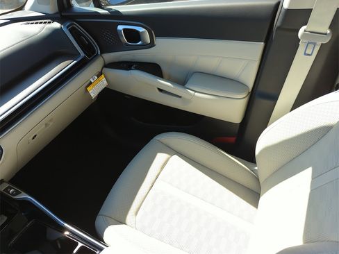 New 2026 Kia Sorento SX image 16