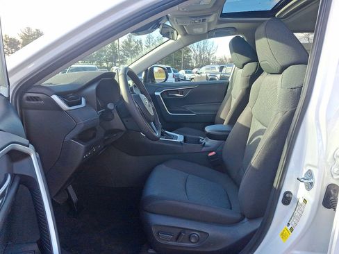 New 2025 Toyota RAV4 XLE image 20