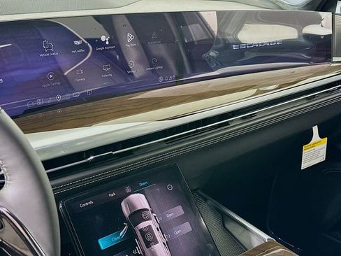 New 2026 Cadillac Escalade Platinum Sport w/ LPO, ONYX Package image 8