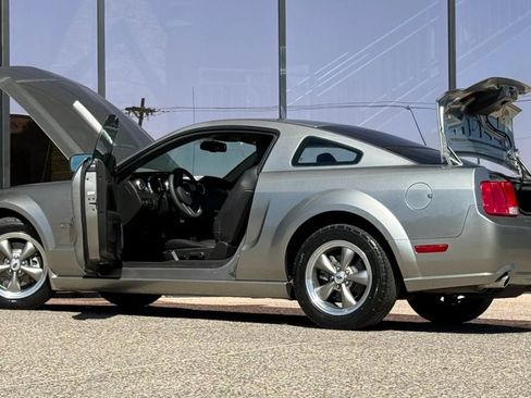 Used 2008 Ford Mustang GT Premium image 29