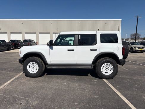 New 2026 Ford Bronco Heritage Edition AWD/4WD image 3