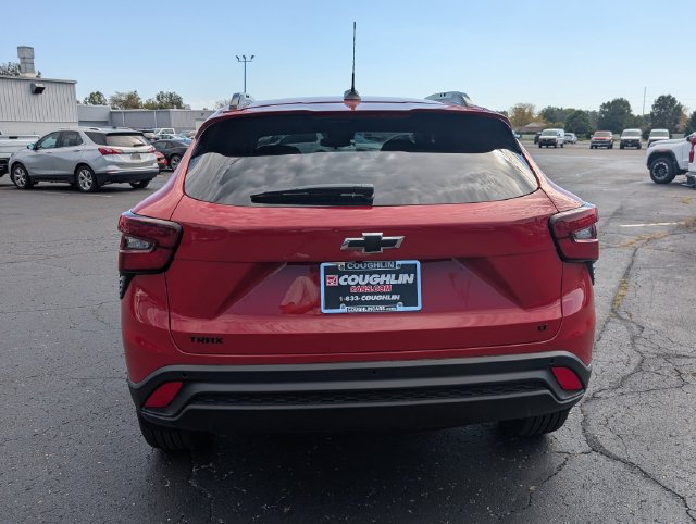 New 2026 Chevrolet Trax LT w/ Driver Confidence Package FWD image 6