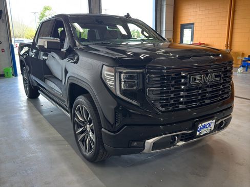 Used 2022 GMC Sierra 1500 Denali Ultimate image 7