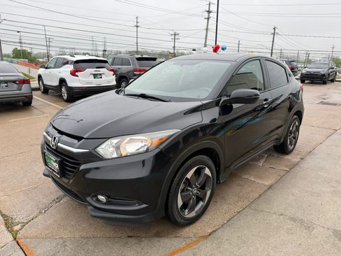 Used 2018 Honda HR-V EX image 5