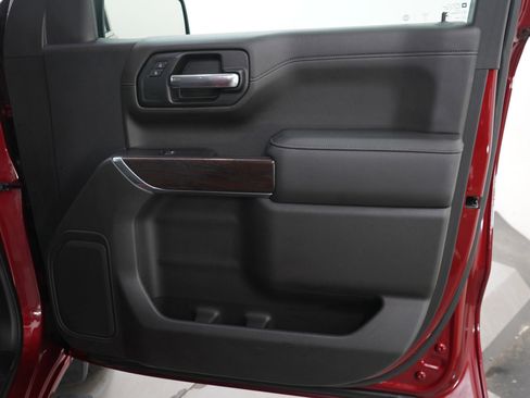 Used 2019 GMC Sierra 1500 SLT AWD/4WD image 12