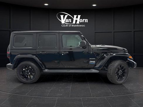 Used 2022 Jeep Wrangler Unlimited Sahara w/ Cold Weather Group image 2