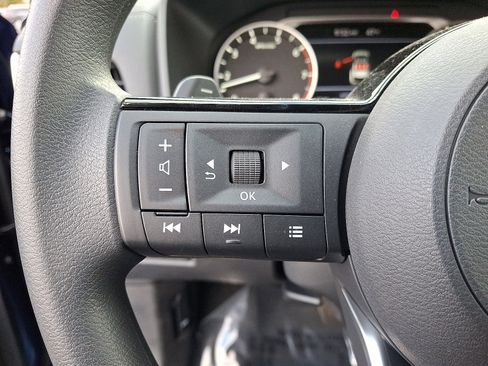 Certified 2023 Nissan Rogue SV image 20