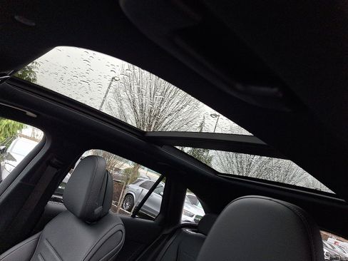 New 2026 Mercedes-Benz GLC 300 4MATIC image 12