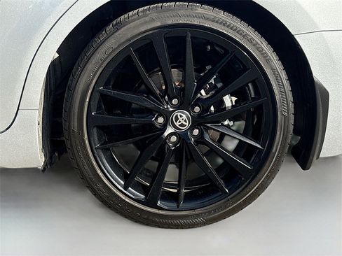 Used 2024 Toyota Camry XSE image 31